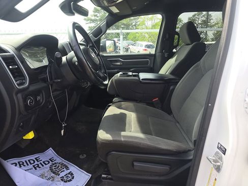 Used 2023 RAM 1500 Big Horn image 2