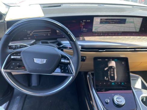 Certified 2026 Cadillac Escalade IQ Sport 2 AWD/4WD image 7