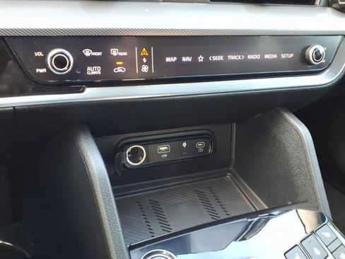 Used 2023 Kia Sportage SX AWD/4WD image 18