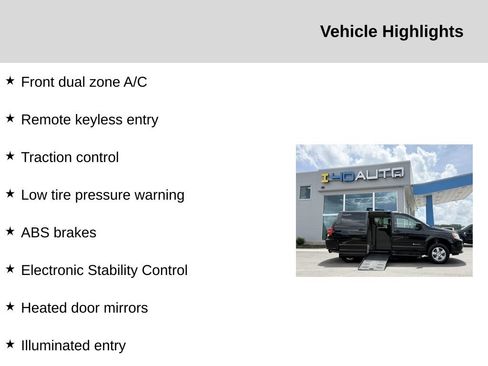 Used 2013 Dodge Grand Caravan SXT FWD image 2