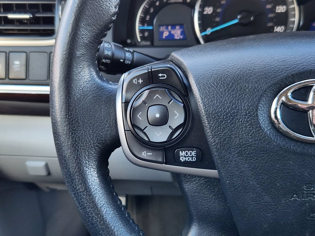 Used 2013 Toyota Camry XLE FWD image 32