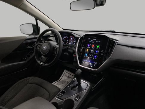 Used 2024 Subaru Crosstrek 2.0i Premium image 18