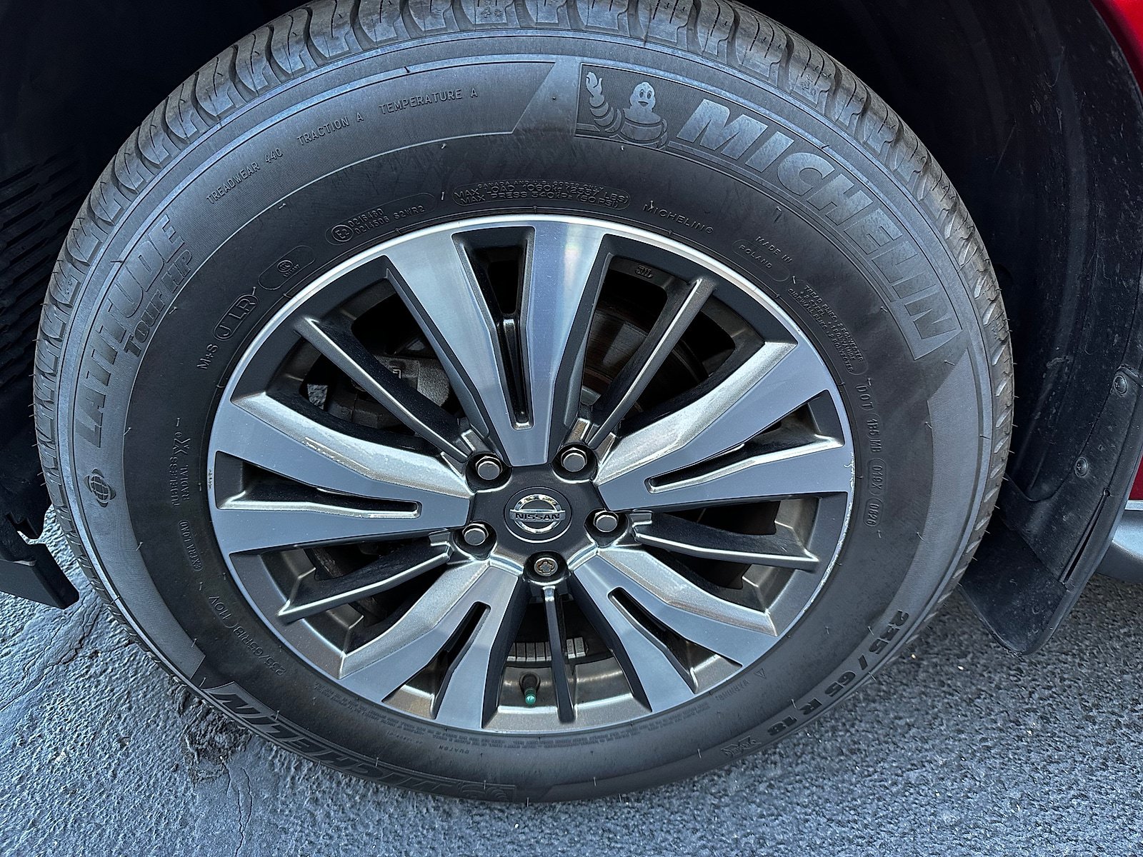 Used 2020 Nissan Pathfinder SV w/ Cargo Package AWD/4WD image 8