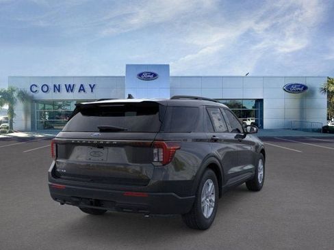 New 2026 Ford Explorer Active image 8