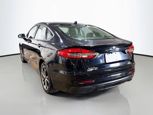 Used 2019 Ford Fusion SEL FWD image 8