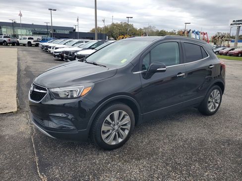 Used 2019 Buick Encore Preferred image 2