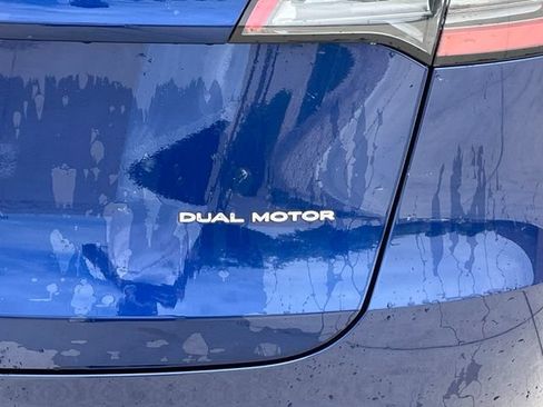 Used 2023 Tesla Model Y Long Range AWD/4WD image 5