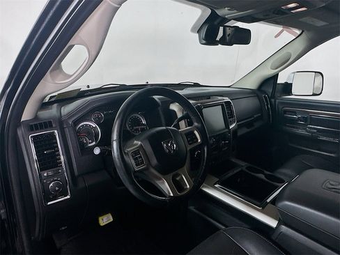 Used 2013 RAM 2500 Laramie w/ Cold Weather Group image 31