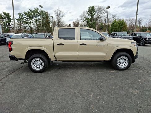 Used 2023 Chevrolet Colorado W/T image 7