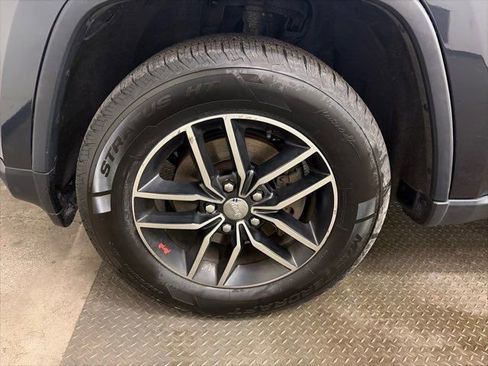 Used 2015 Jeep Grand Cherokee Laredo w/ Quick Order Package 23E image 37