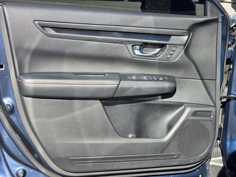 Used 2025 Honda CR-V Sport-L image 45