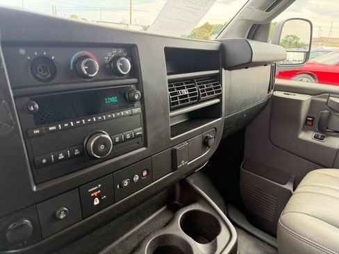 Used 2019 Chevrolet Express 2500 Extended w/ Driver Convenience Package RWD image 25