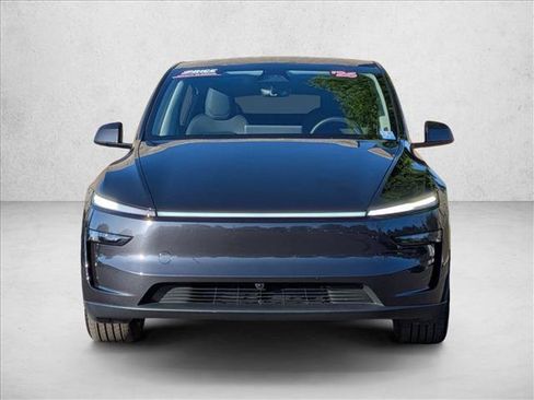 Used 2026 Tesla Model Y Long Range AWD/4WD image 2