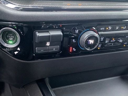 Certified 2023 Chevrolet Silverado 1500 ZR2 image 14