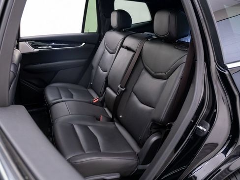 Used 2023 Cadillac XT6 Premium Luxury AWD/4WD image 19