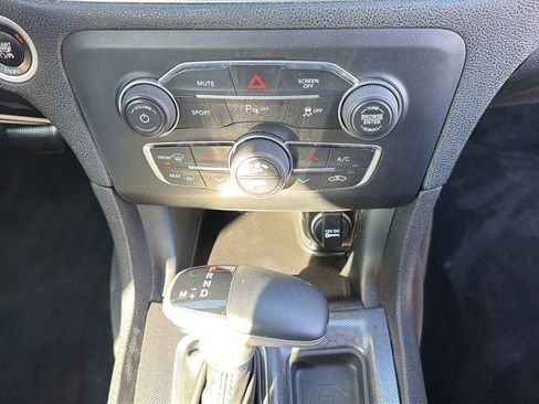 Used 2015 Dodge Charger SXT w/ Plus Group image 80