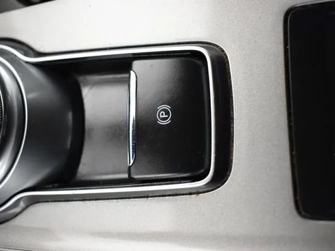 Used 2024 Ford Edge SEL AWD/4WD image 36