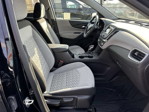 Used 2024 Chevrolet Equinox LS w/ LS Convenience Package FWD image 20