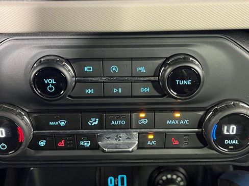 Used 2024 Ford Bronco Wildtrak image 17