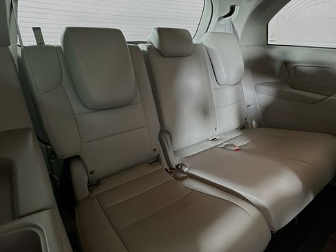 Used 2015 Honda Odyssey EX-L image 27