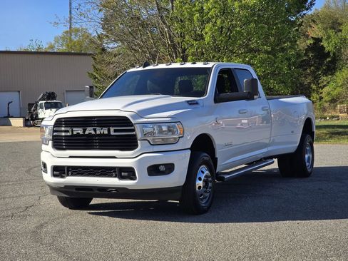 Used 2021 RAM 3500 Big Horn w/ Level 1 Equipment Group image 2
