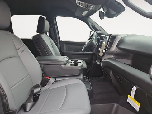 New 2026 RAM 2500 Tradesman image 15