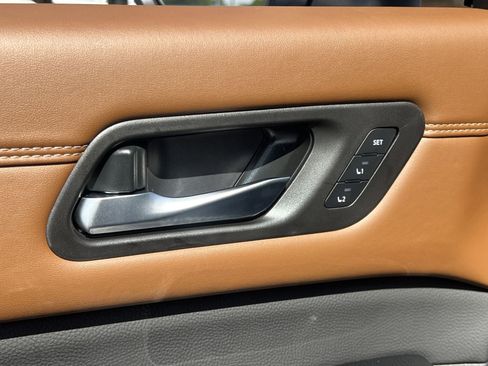New 2026 Nissan Pathfinder Platinum FWD image 16