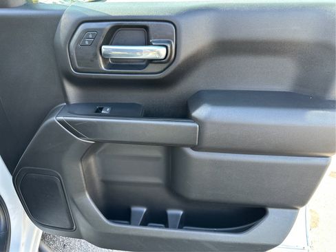 Used 2021 Chevrolet Silverado 1500 Custom Trail Boss AWD/4WD image 21
