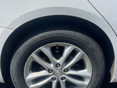Certified 2018 Chevrolet Malibu LT w/ Leather Package FWD image 15