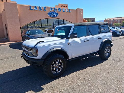 Used 2024 Ford Bronco Badlands AWD/4WD image 1