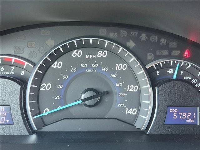 Used 2012 Toyota Camry XLE w/ Convenience Pkg FWD image 11