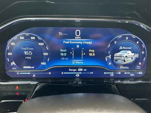 Used 2023 Chevrolet Silverado 1500 LT image 11