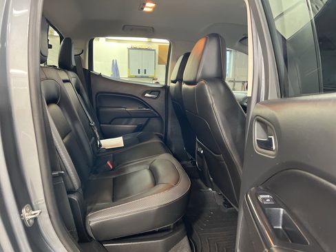 Used 2022 GMC Canyon AT4 AWD/4WD image 24