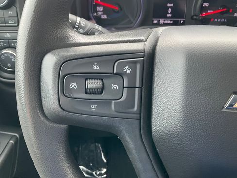 Used 2023 Chevrolet Silverado 1500 Custom image 5