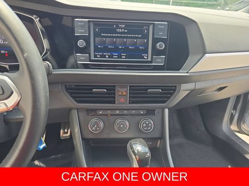 Used 2024 Volkswagen Jetta Sport FWD image 20