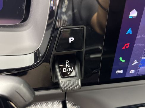 Used 2025 Porsche Panamera 4 image 18