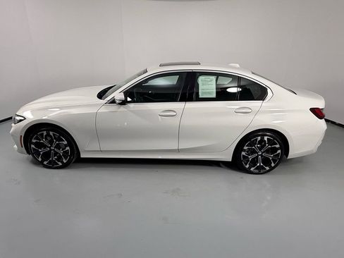 Certified 2025 BMW 330i xDrive Sedan w/ Convenience Package image 3
