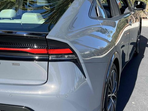 Used 2024 Toyota Prius Limited image 60