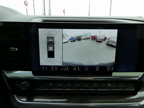 Certified 2025 Chevrolet Silverado 1500 LTZ w/ LTZ Premium Package image 33