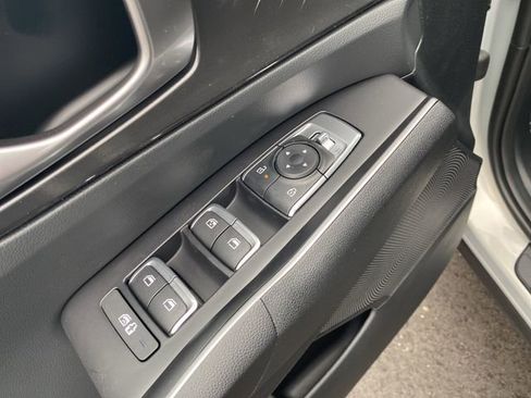 New 2026 Kia Sorento S image 32