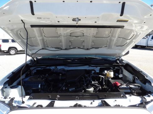 Used 2021 Toyota Tacoma SR RWD image 40