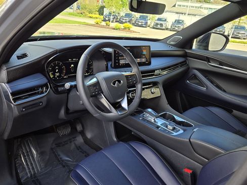 Used 2026 INFINITI QX60 Sport w/ Dark Cargo Package AWD/4WD image 5