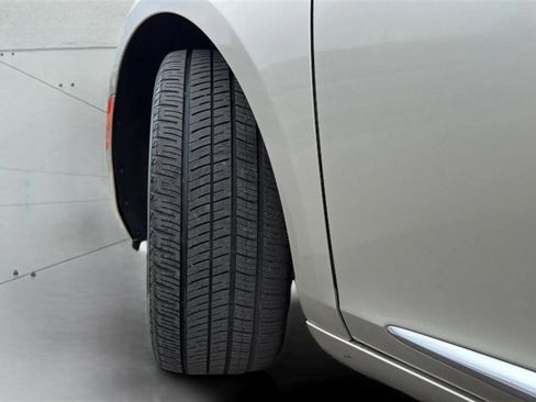 Used 2015 Cadillac XTS Luxury image 30