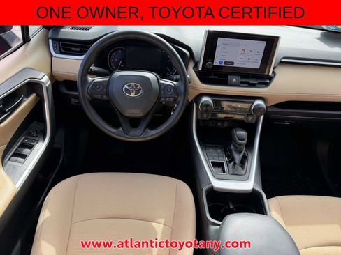 Certified 2023 Toyota RAV4 LE AWD/4WD image 21
