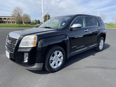 Used 2013 GMC Terrain SLE w/ LPO, Chrome Package AWD/4WD image 1