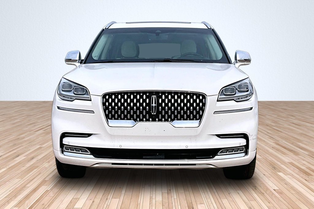 Used 2022 Lincoln Aviator Black Label AWD/4WD image 3