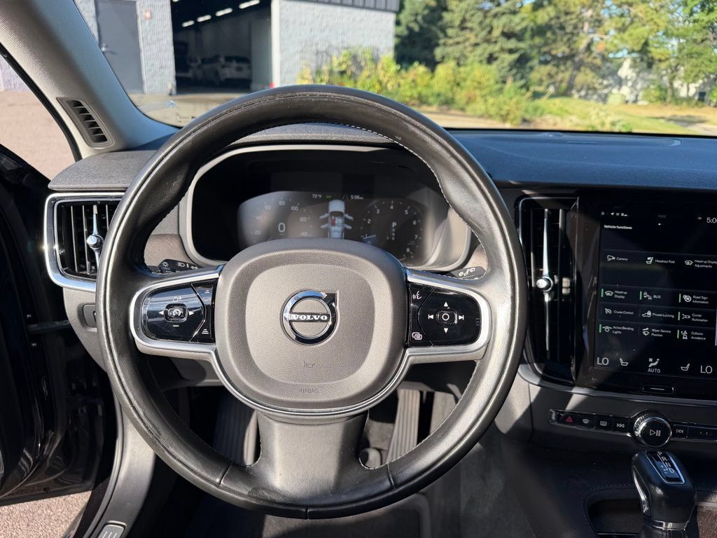 Used 2020 Volvo V90 T6 Cross Country w/ Protection Package Premier AWD/4WD image 32