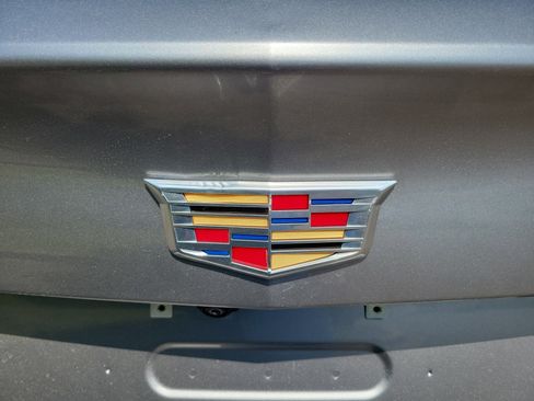 Used 2025 Cadillac XT4 Premium Luxury image 28