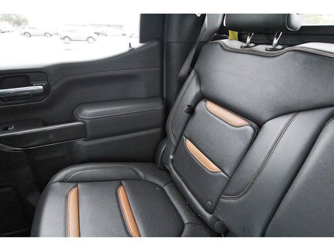 Used 2020 GMC Sierra 1500 AT4 w/ AT4 Premium Package image 11