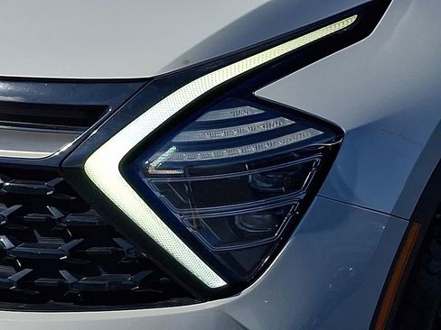 Certified 2023 Kia Sportage X-Pro Prestige AWD/4WD image 9